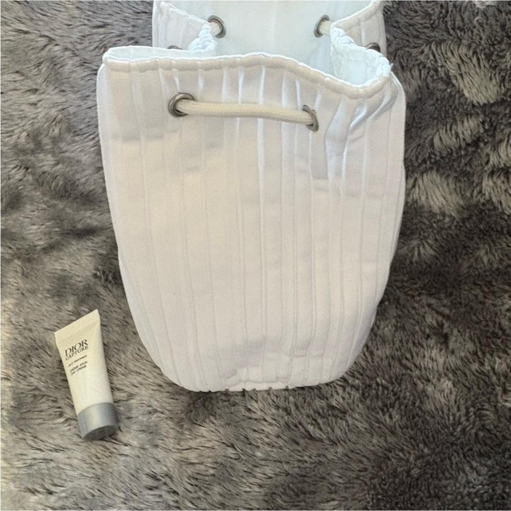Dior Pouch - Picture 5 of 13